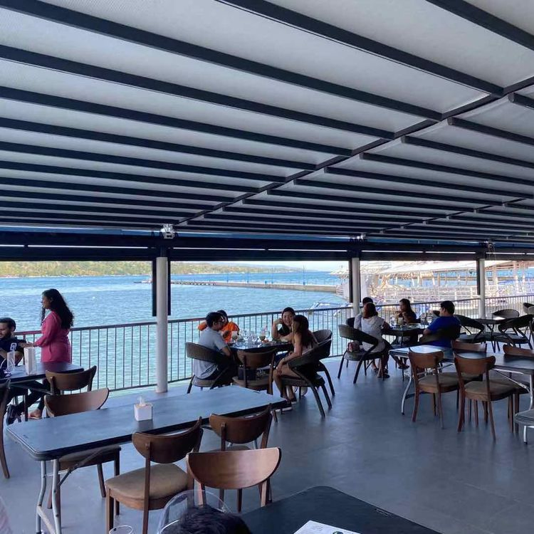 Outdoor Waterproof Folding Awning Garage Awning Retractable Roof