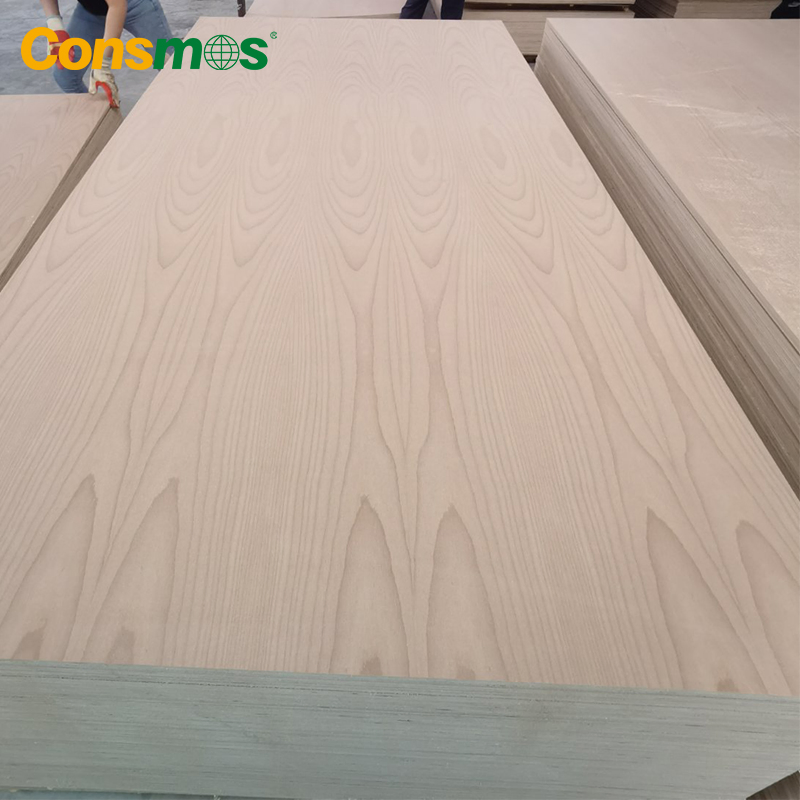 Consmos Waterproof 16mm 18mm Woodgrain Natural Red Oak Okoume Beech Veneer Fiberboard MDF Board for Furniture and Decoration