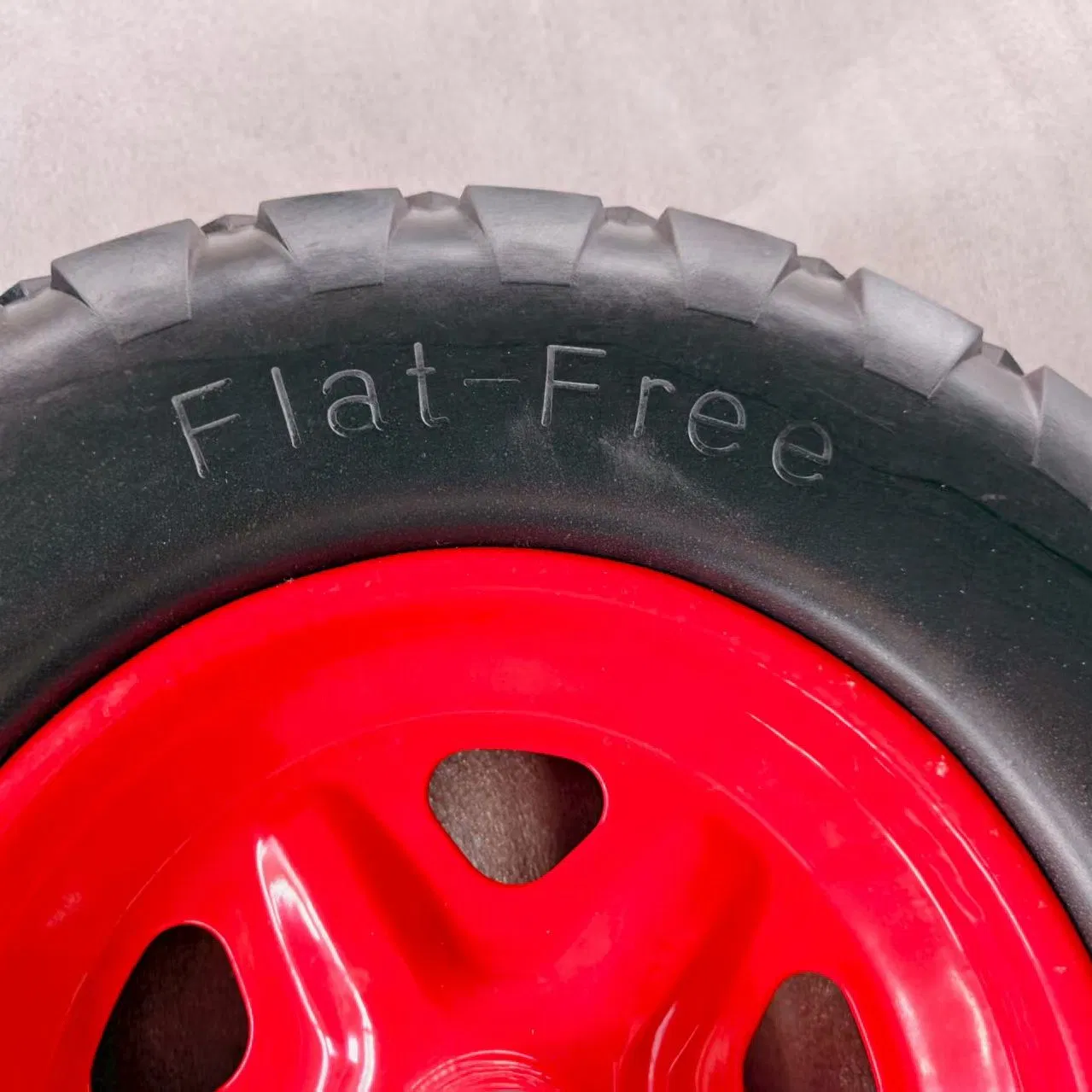 Flat-Free PU Foam Wheel 4.00-8 4.80-8 for 16 Inch Wheelbarrow Wheels