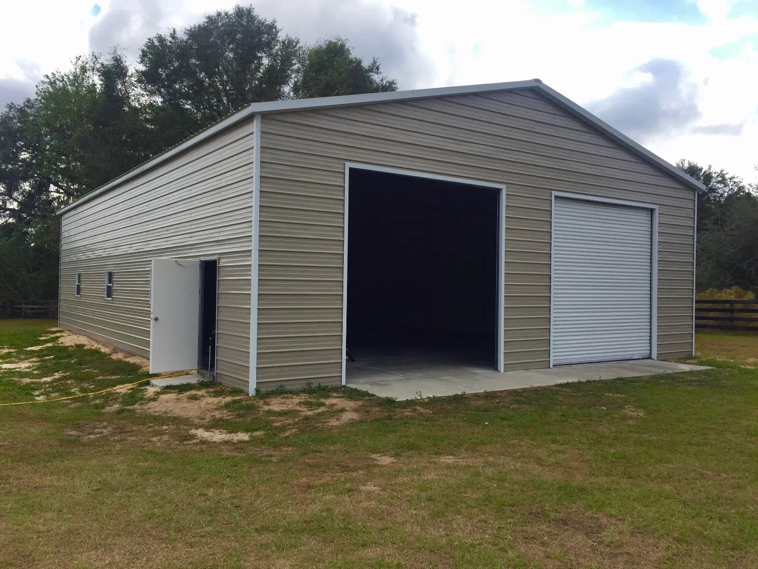 Anti-Seismic Construction Building Materials Prefabricated Steel Structure Workshop Building