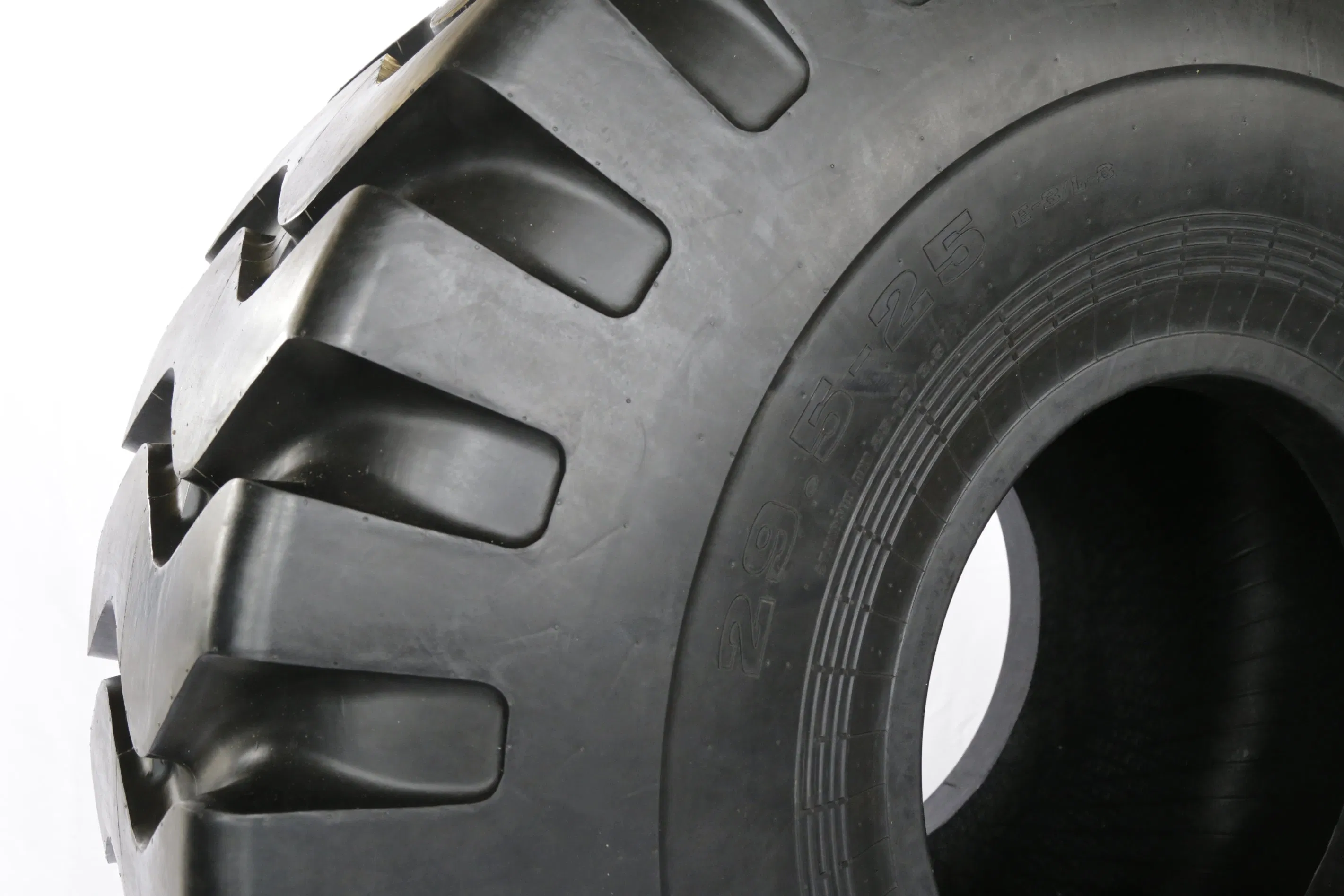 Everwell High Wear Resistance Bias OTR Tyre 20.5-25, 23.5-25, 26.5-25