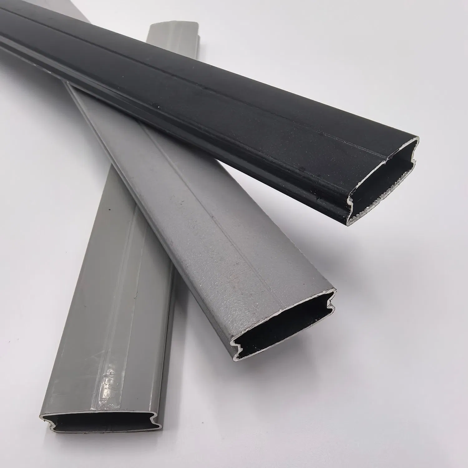 Heavy-Duty Aluminum Curtain Track for Ceiling Mounting Solutions