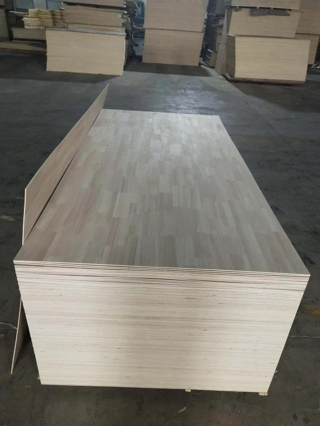 High-Quality Rubber Wood Plywood Designed for Wooden Furniture