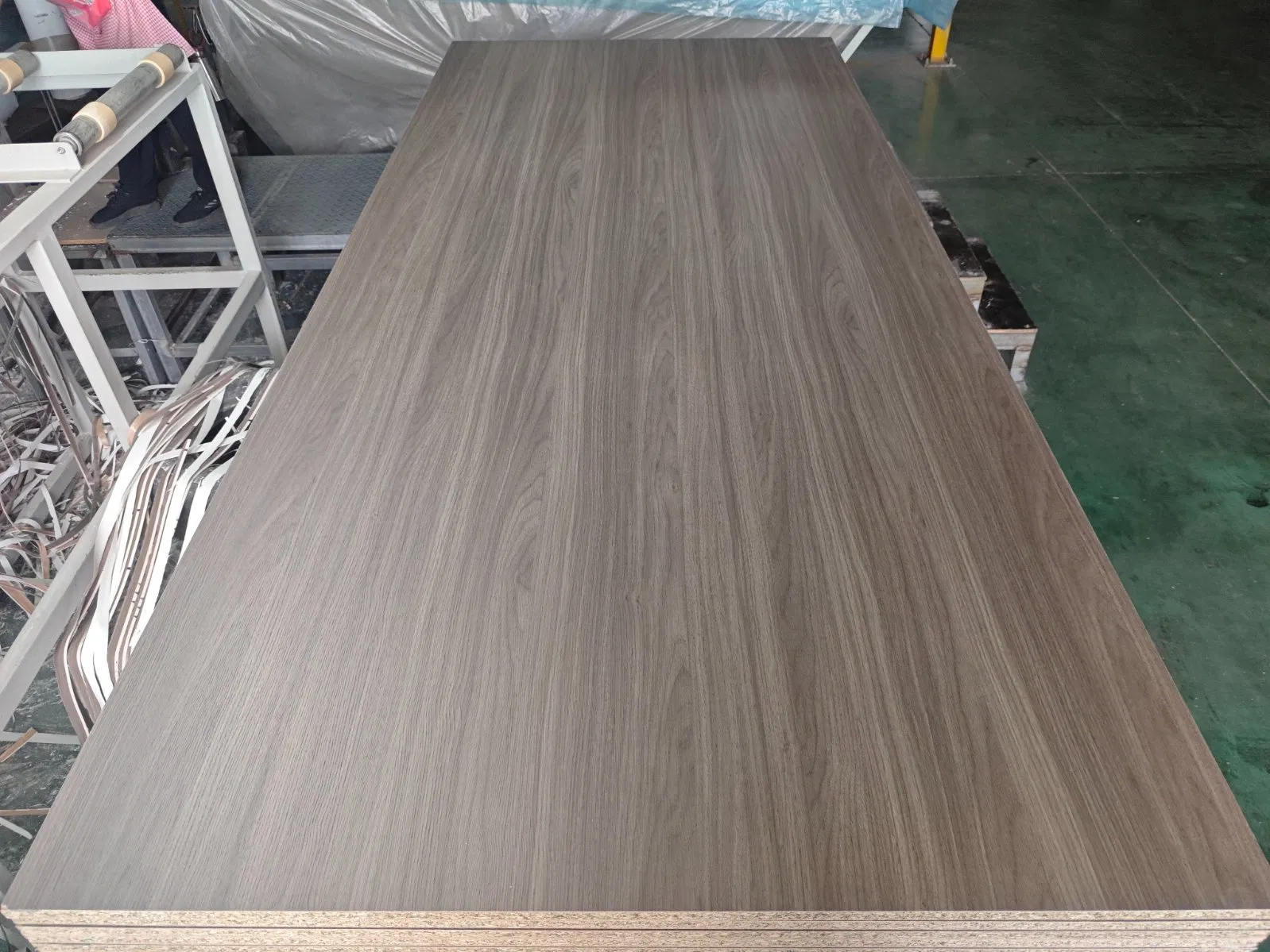 Manufacturer Moisture-Resistant E0 Glue Furniture MDF MFC Melamine Particle Board