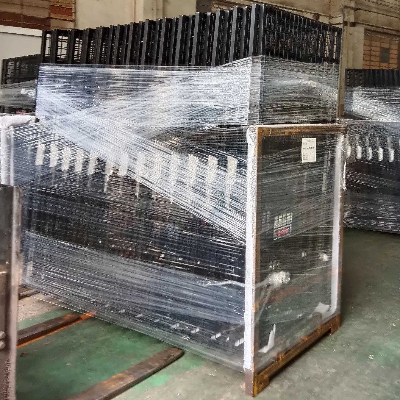 Black Powder Coated Light Steel Structure Mining Conveyor Security Mesh Guard Fence