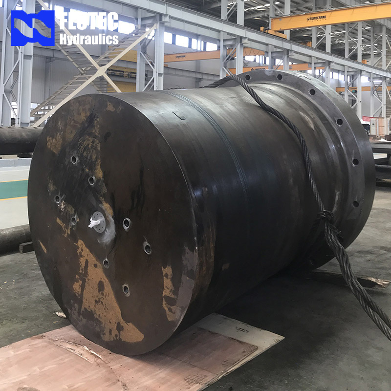 Гидравлический цилиндр главный 1450-1600 для пресса 3000т