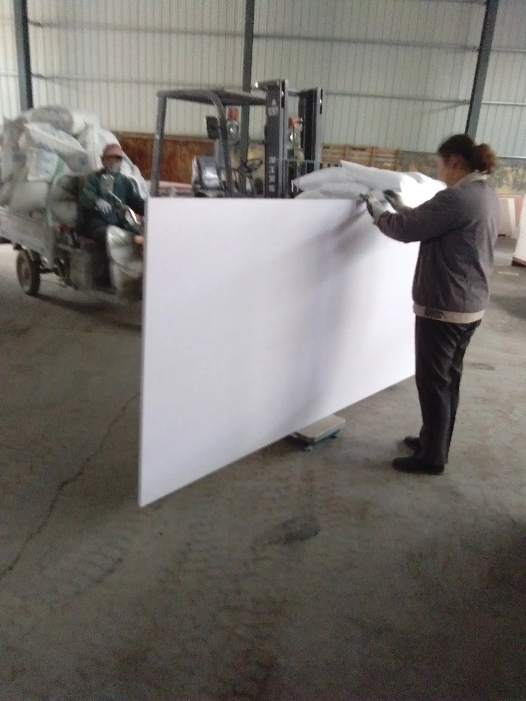 PVC Form Sheet 0.45 Density 15mm 18mm 8*4 Color-White and Grey