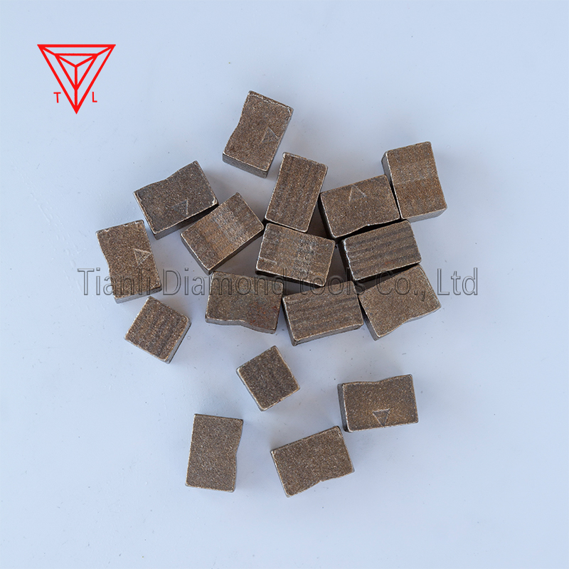 Алмазные сегменты для пильных дисков по камню