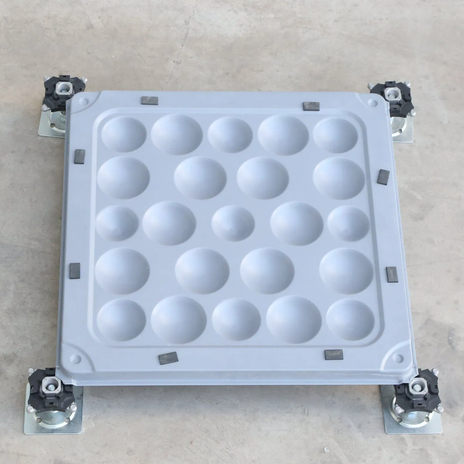 0.5*0.5m Anti-Slip Grid Steel Floor Suitable for Data Room