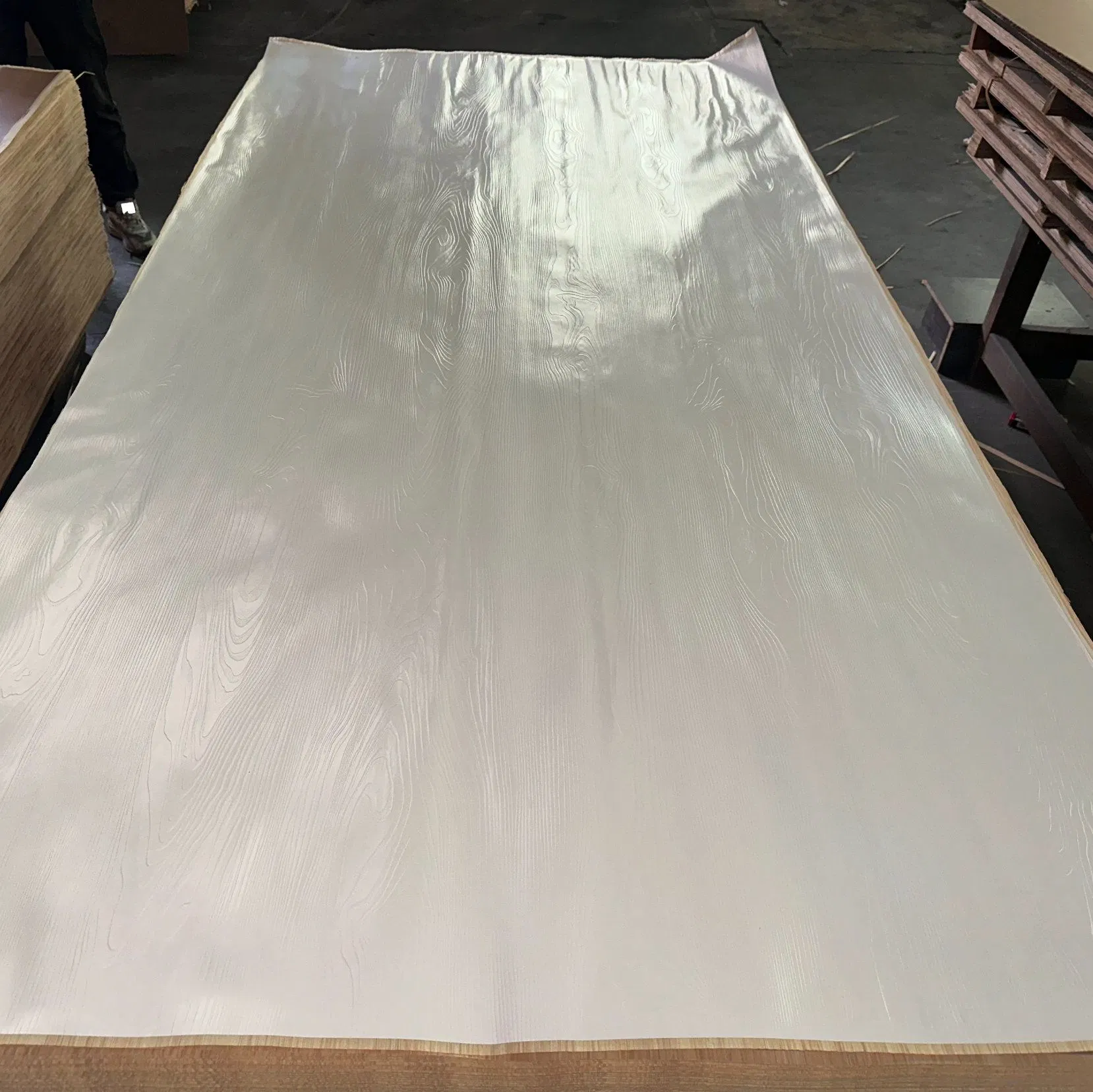 High Quality Synchronous Decorative Melamine Faced Engineered Veneer