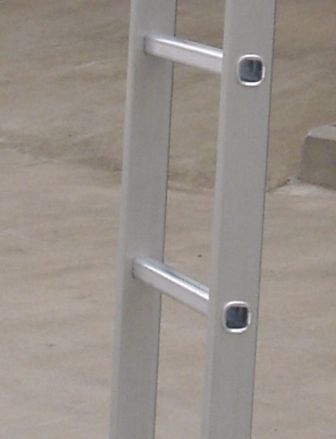 New Hot Sale High Quality Safety Pre-Galvanised Steel Ladder Galvanized Straight Steel Scaffolding Ladders