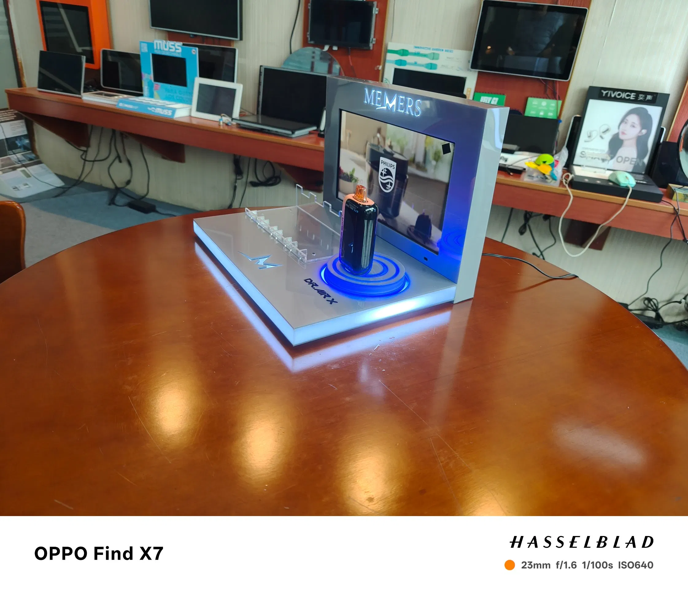 LCD Ad Player Digital Kiosk POS Media Player for Promotion Display