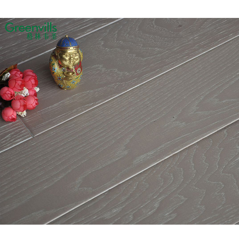 Grey Handscraped Surface American Hickory Wood Flooring Nailed Down Floorboards