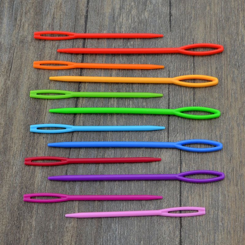 Plastic Sewing Needles Knitting Crochet Hooks Lacing Wool Yarn Sweater Weaving Tools