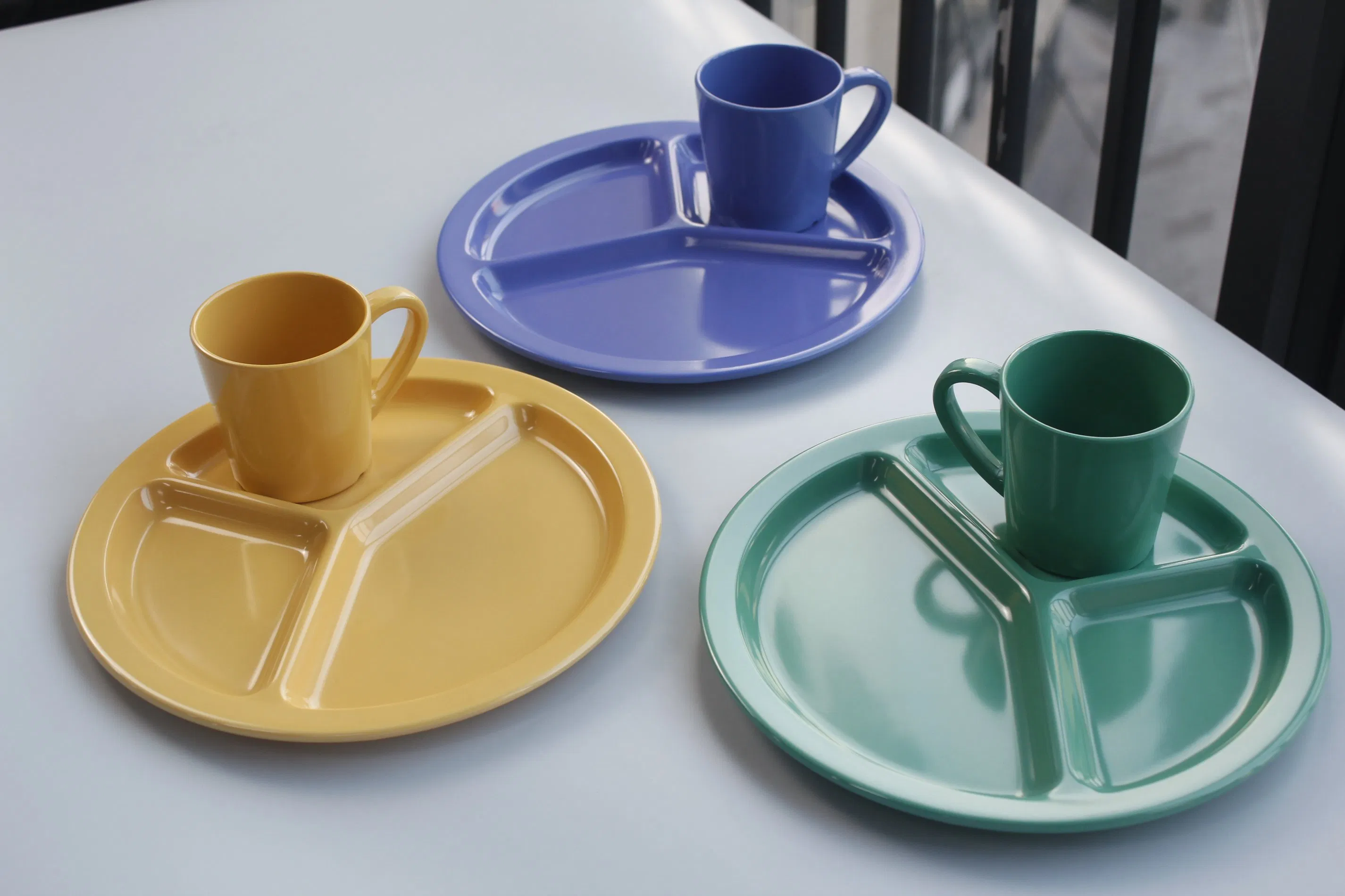 Cheap Wholesale High Quality Melamine Dinner Plate Divided Plate