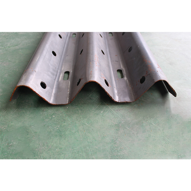 W Beam Galvanized Road Highway Guardrail CE Standard Zinc Coating
