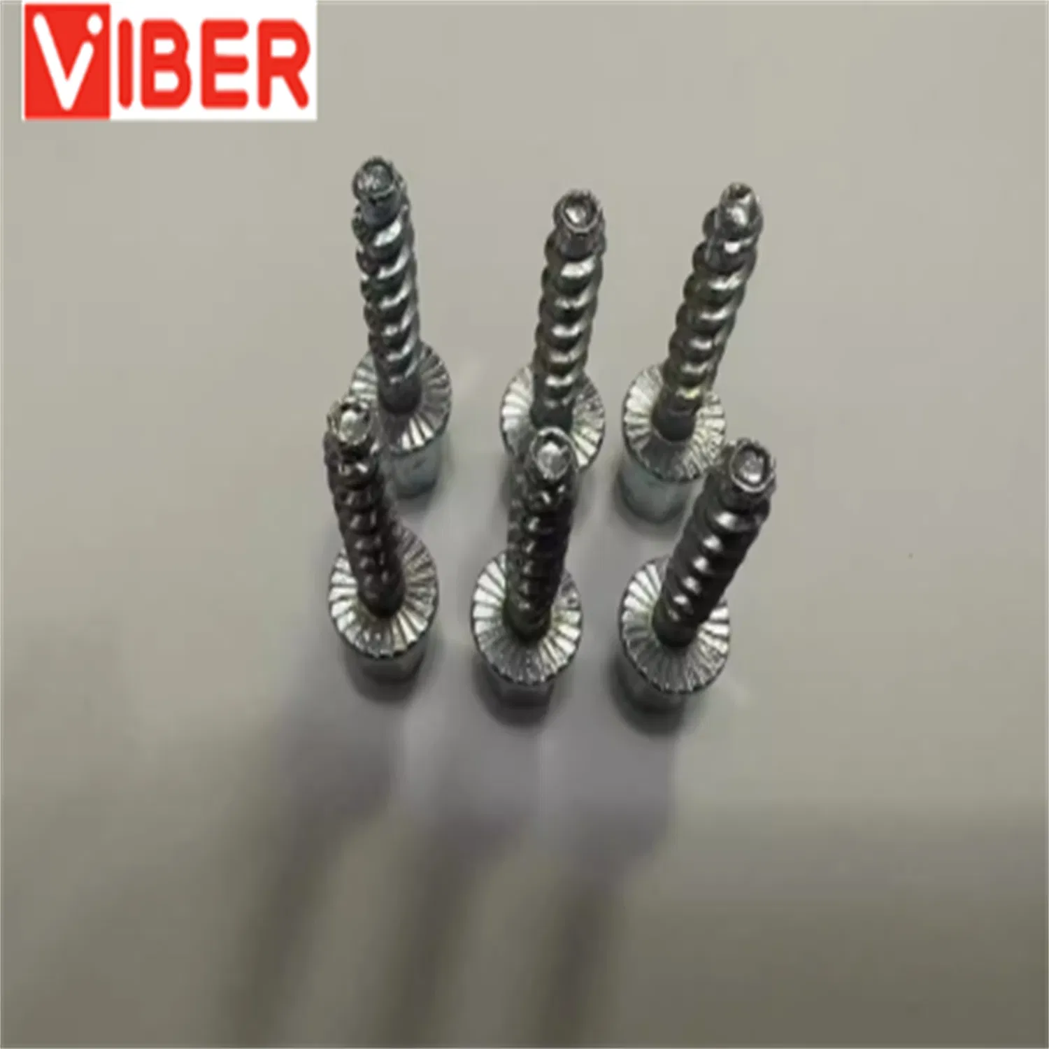 High Quality Customized Hot DIP Galvanized Tapping Concrete Screw/Rod Hanging Anchor