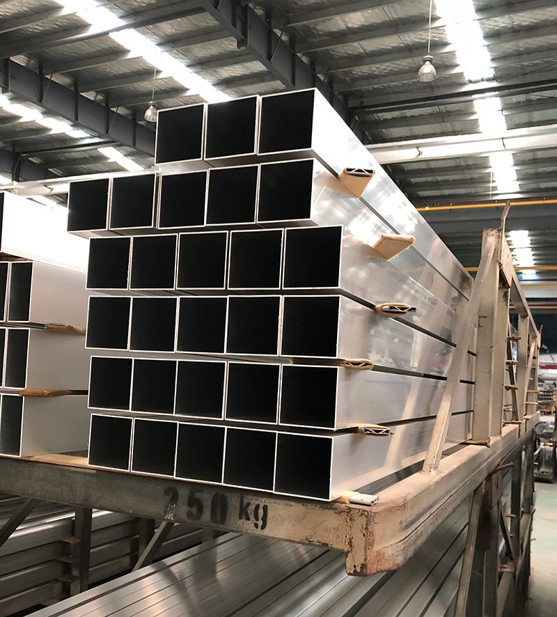 Square Thin Wall Aluminum Tube Anodized Rectangular Aluminum Pipe Tube