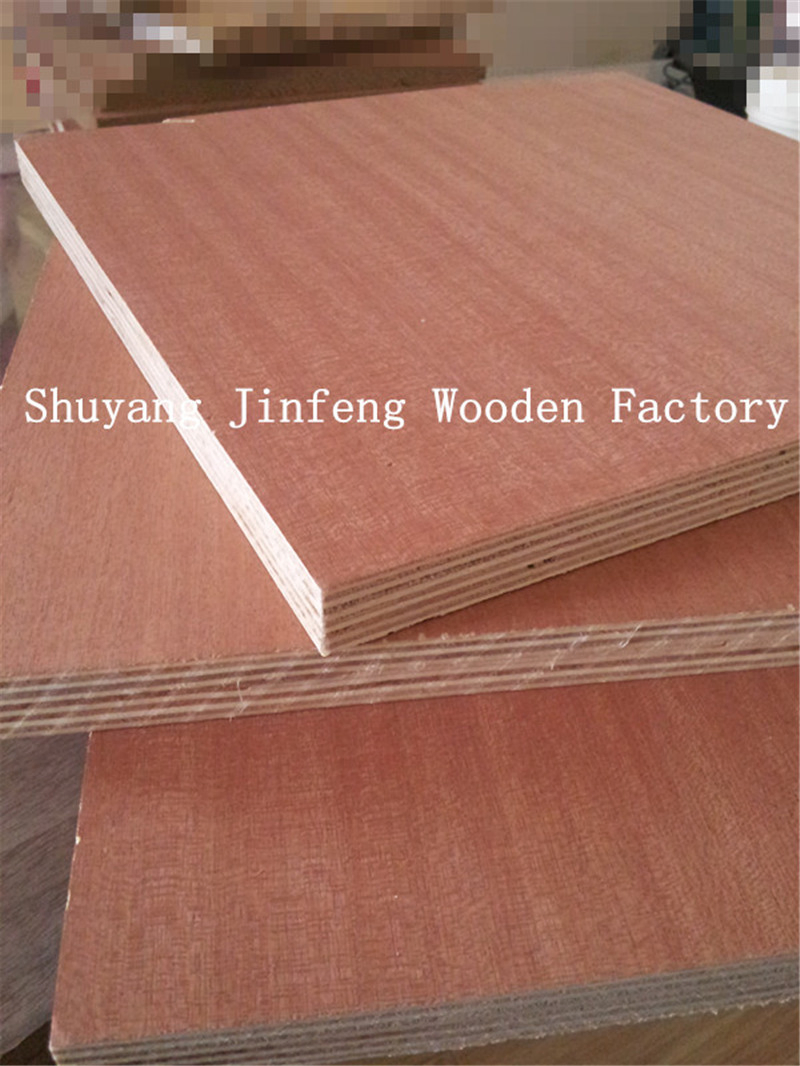Exported Standard Furniture Board Natural Walnut Veneer MDF/ Block Board