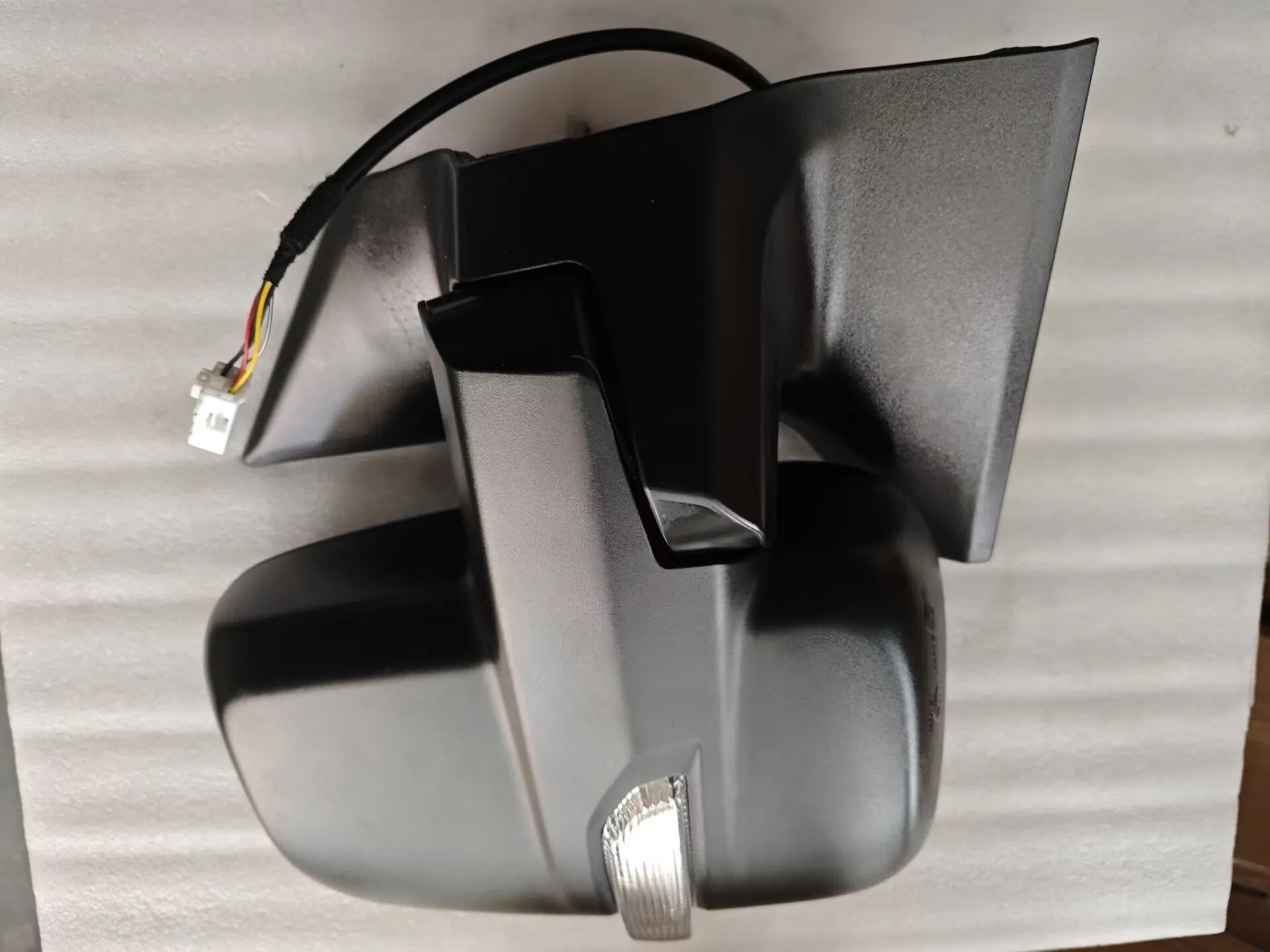 Оригинальное автоматическое электронное зеркало заднего вида для Maxus V90 с обогревом