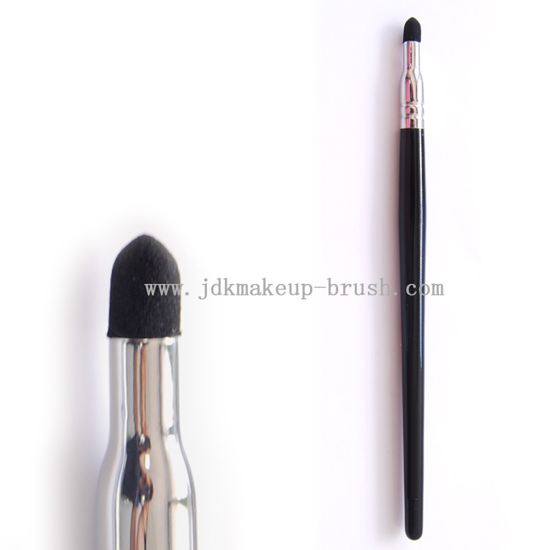 Make up Factory Blending Sponge Eyeshadow Brush