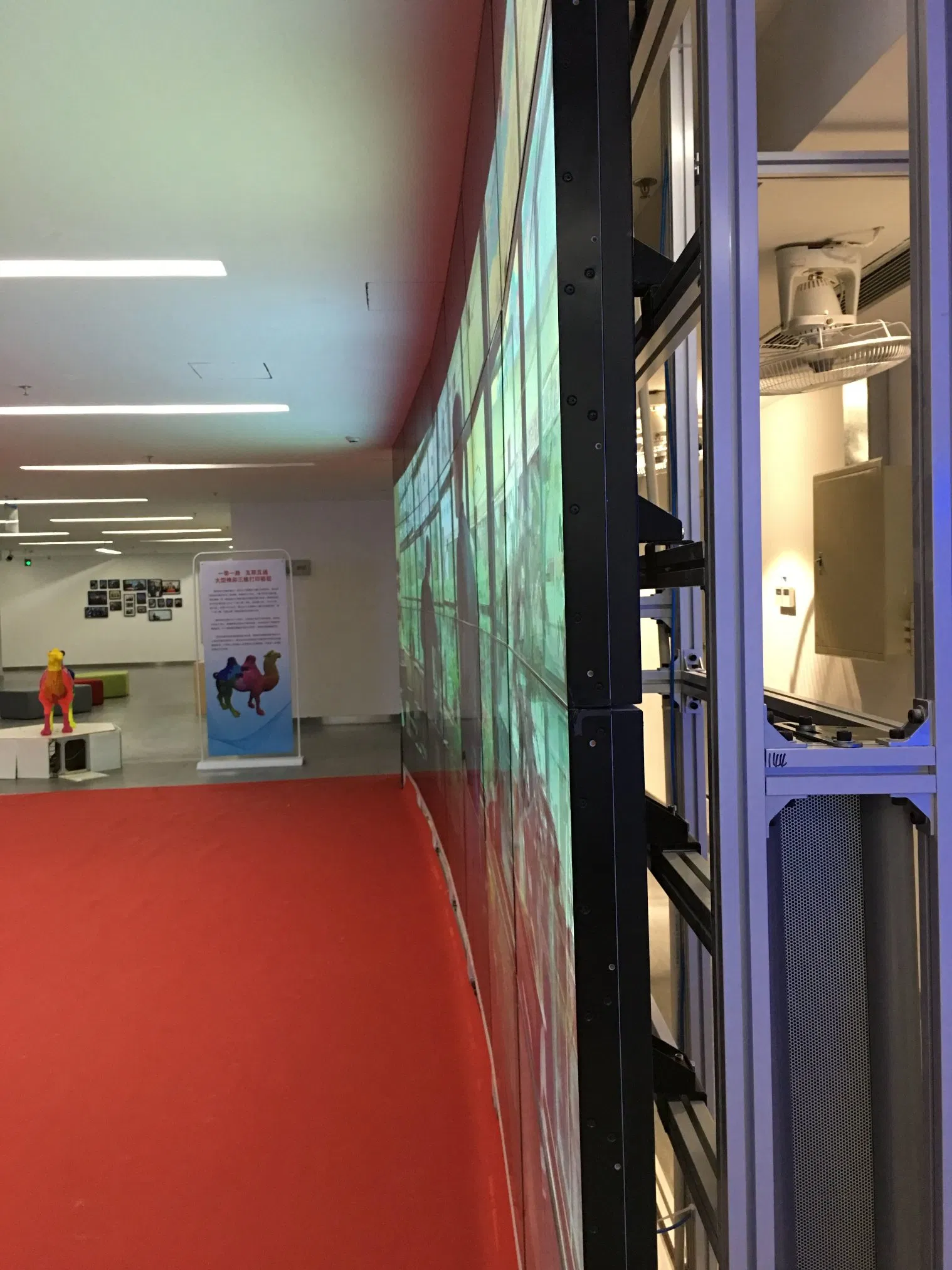 Digital Signage Displayer 3X3 LCD Video Wall 4K@60Hz Video Wall System