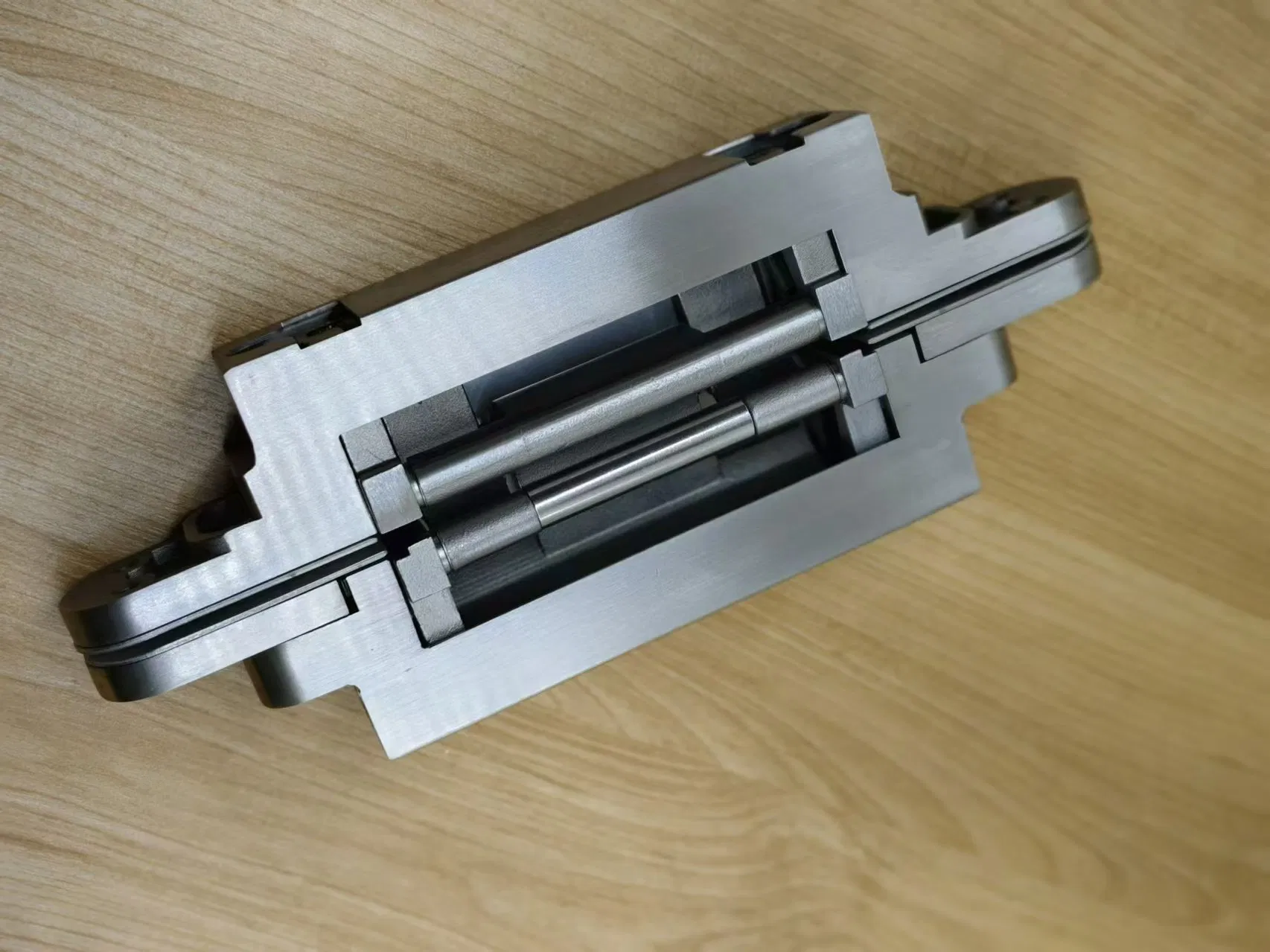 3D Invisible Adjustable Heavy Duty 200kg Hidden Concealed Large 304 Stainless Steel Hinge for Gate Wooden Swing Door