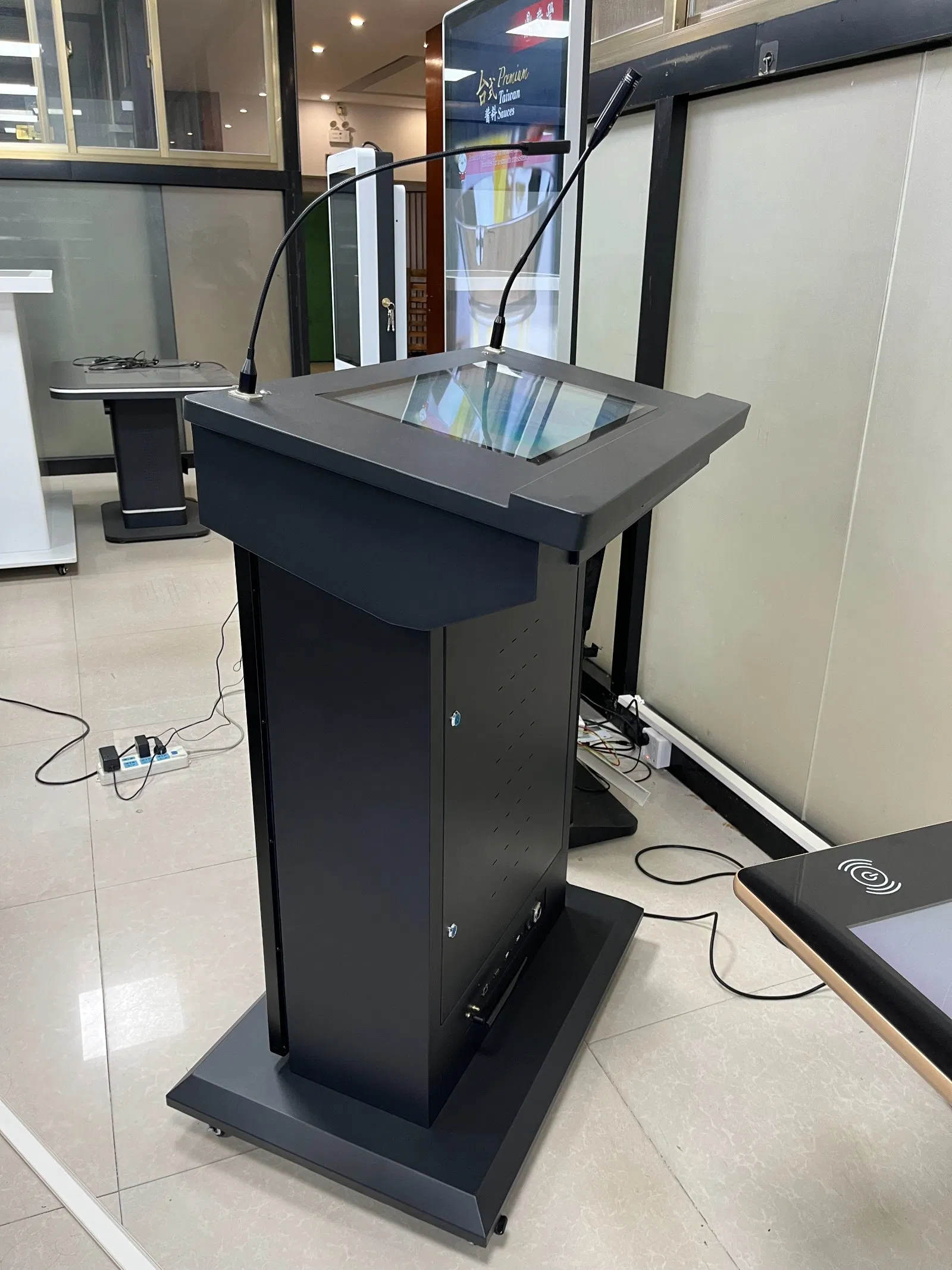 27inch Interactive Digital Podium for Education & Training