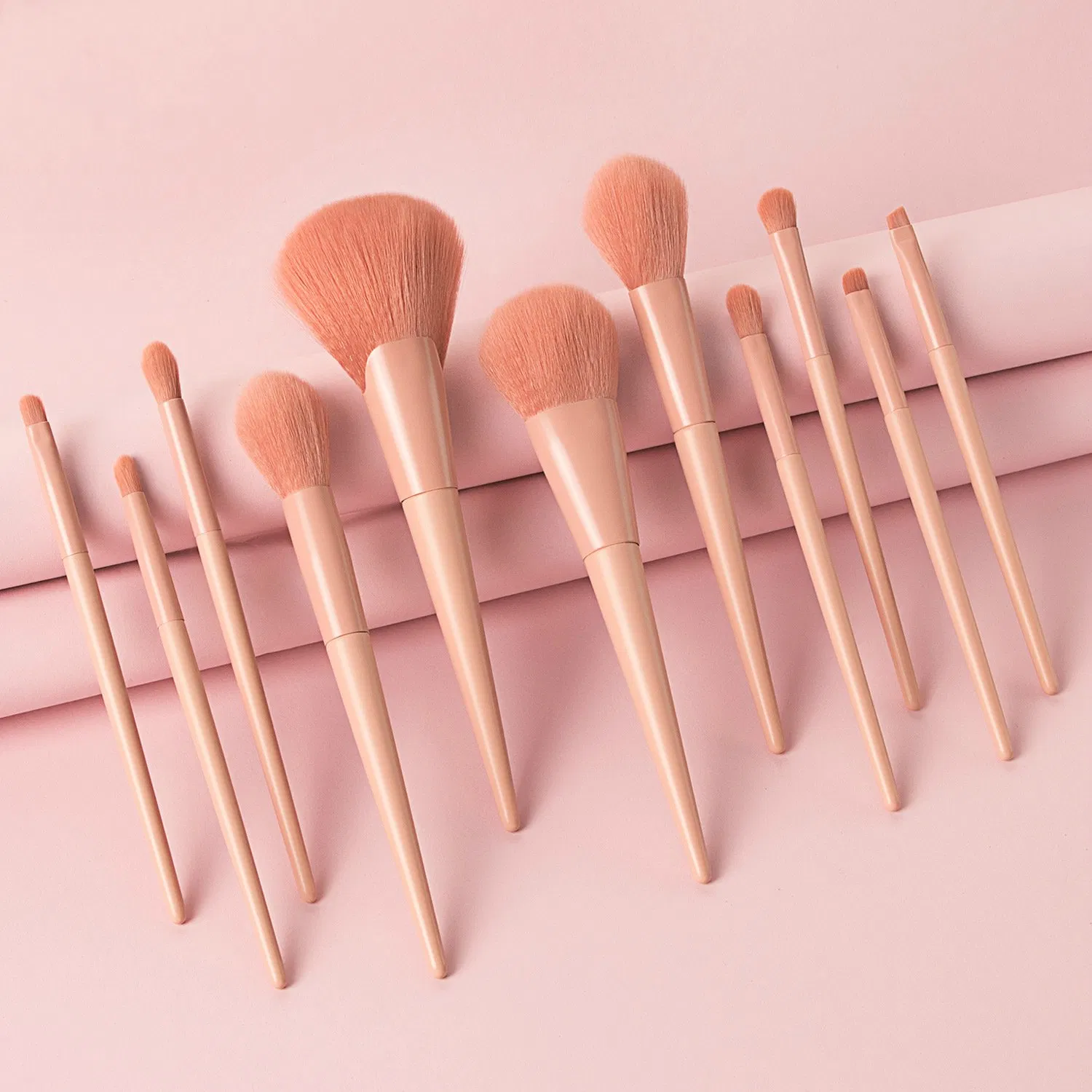 Wholesale Makeup Brush Private Label 11PCS Face Eye Soft Dense Synthetic Hair Wood Handle Makeup Brushes Set