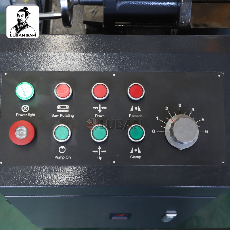 Станок ленточнопильный полуавтоматический GB4230