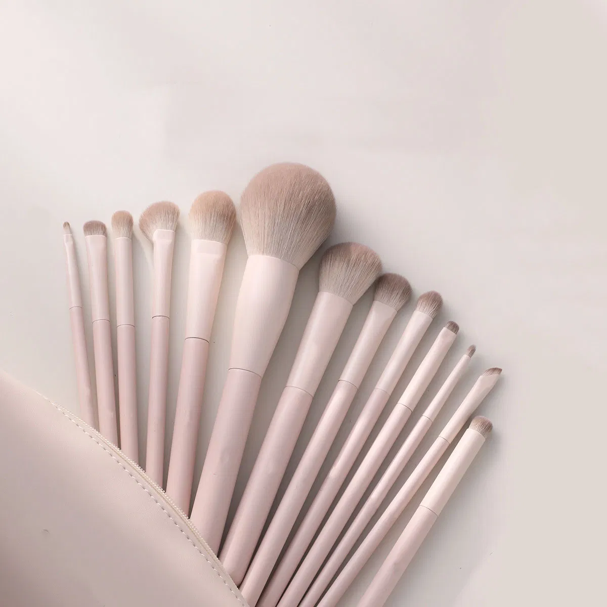 Luxury Designed Rose Gold Makeup Brush Powder Application Makeup Brush