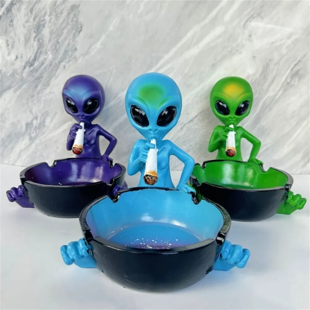 UFO Alien Resin Tobacco Ashtray for Stock