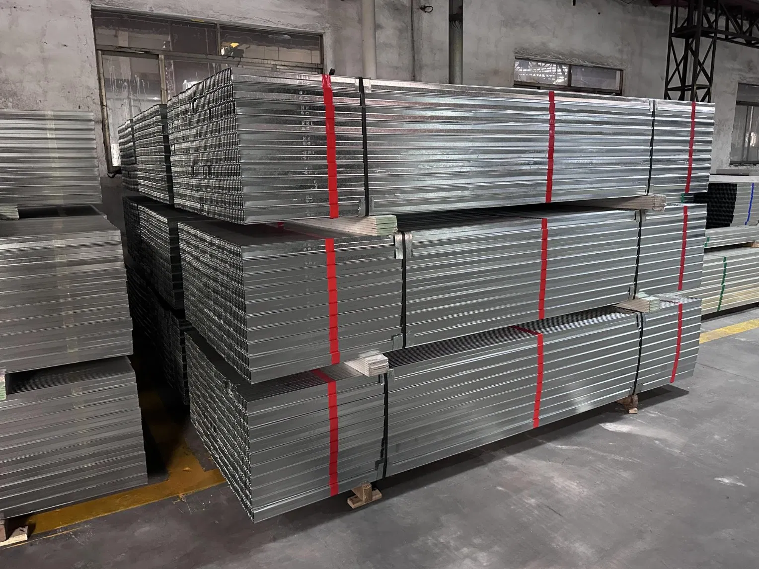 U-Type Wall Angel Ceiling Suspension for Building Applications with Best Price Channel
