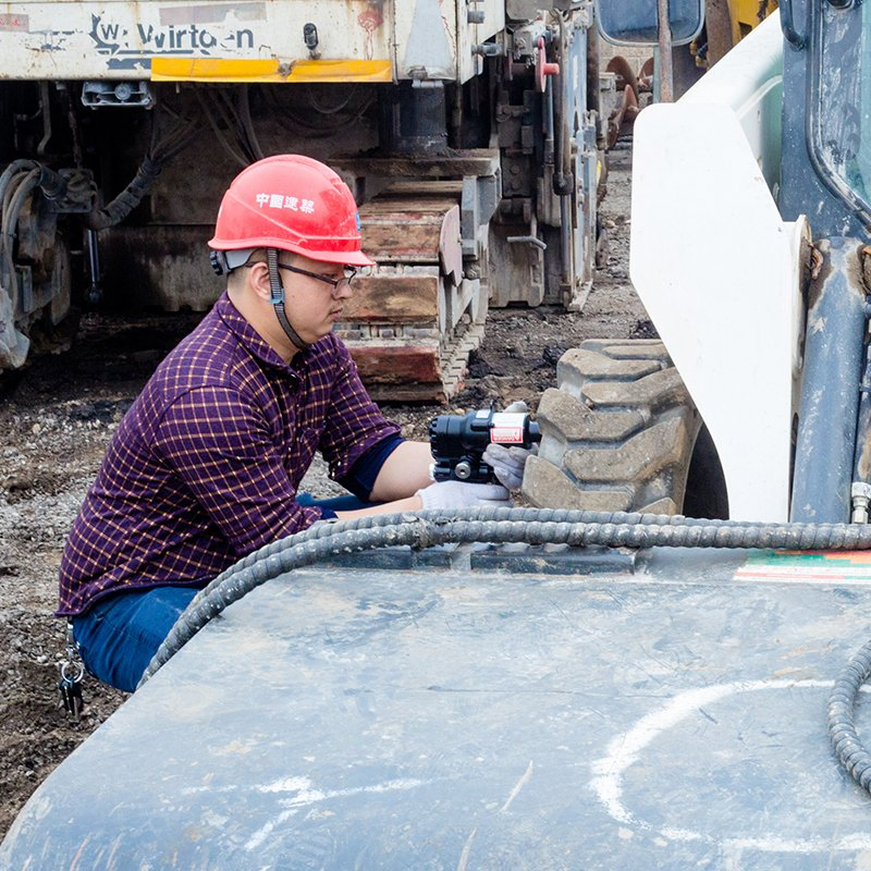 Hydraulic Impact Torque Wrench Bolting Tools Vertical Type Torque Wrench Bolting