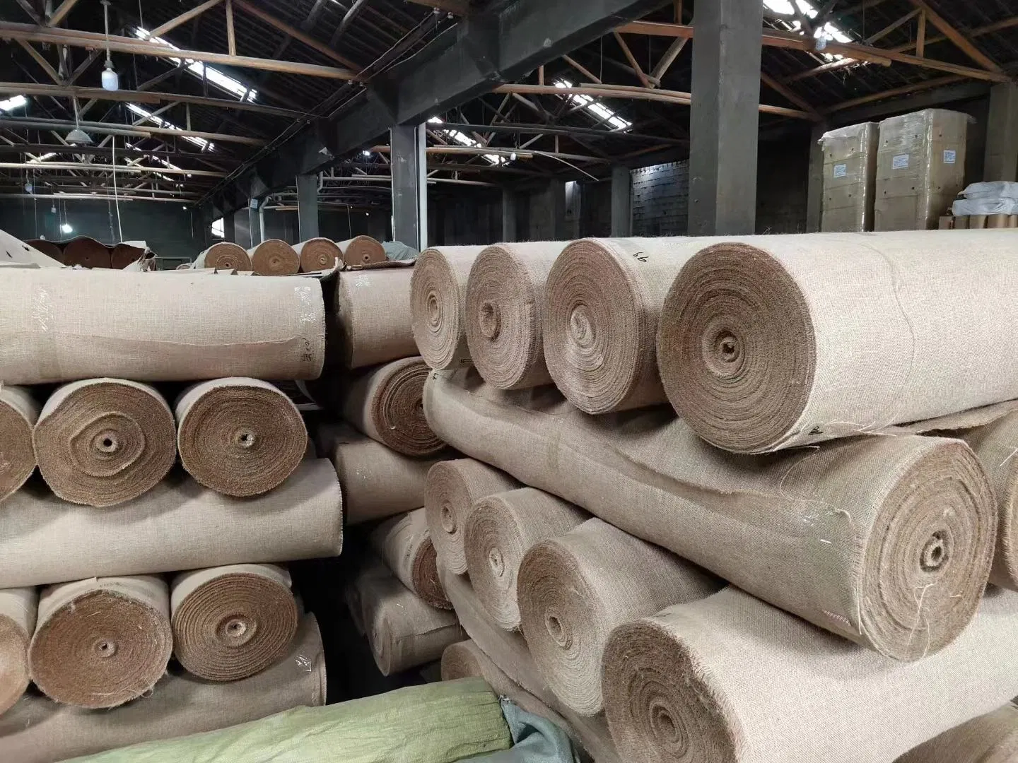 Manufacturer's 100%Naturaljute Table Runner 14"30 Feet Hessian Roll100%Naturaljute Table Runner