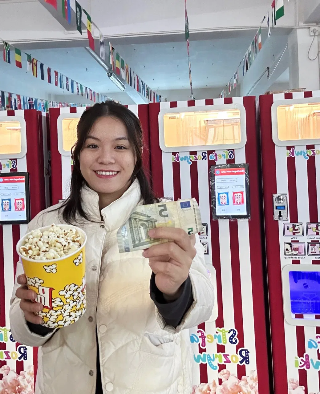 Coin Operated Cinema Popcorn Making Machine Automatic Snacks Popcorn Vending Machine