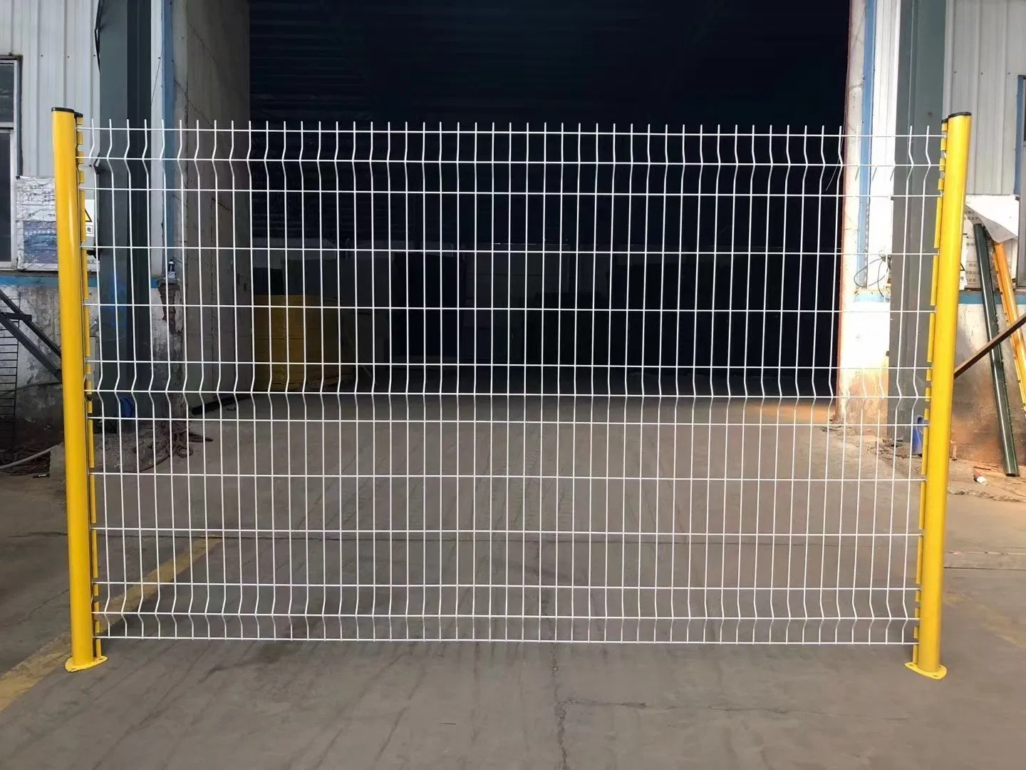 PVC Vinyl Coated Welded Wire Mesh Garden Fence