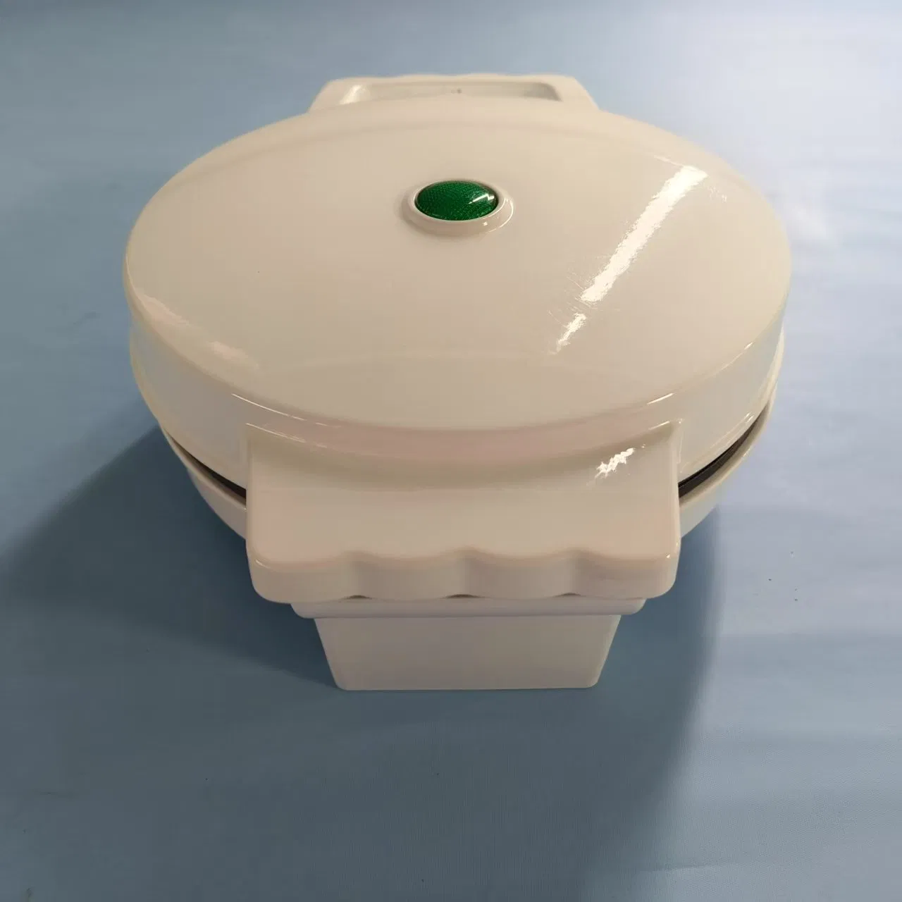 Compact and Portable Sandwich Maker Lightweight, Durable Great for Outdoor Activities