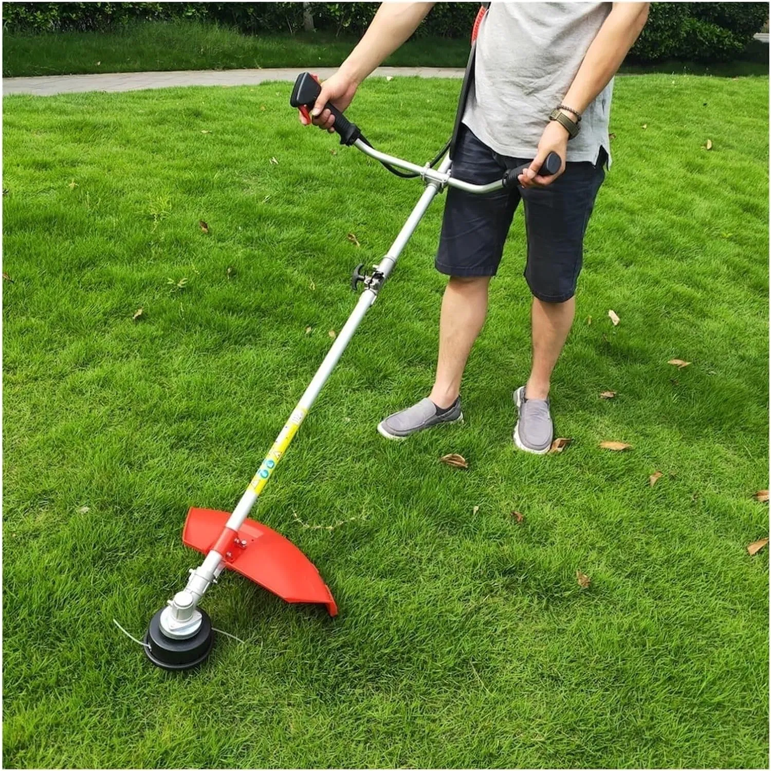 Portable Cutting Tool for Gardening with Easy Start Technology (BC430G)