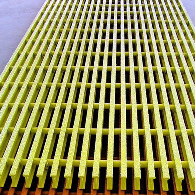 Manufacturer Supply High Strength Fiberglass FRP GRP Pultruded Round Tubes Pipes Fiberglass Composite Plastic Pultruded Profiles