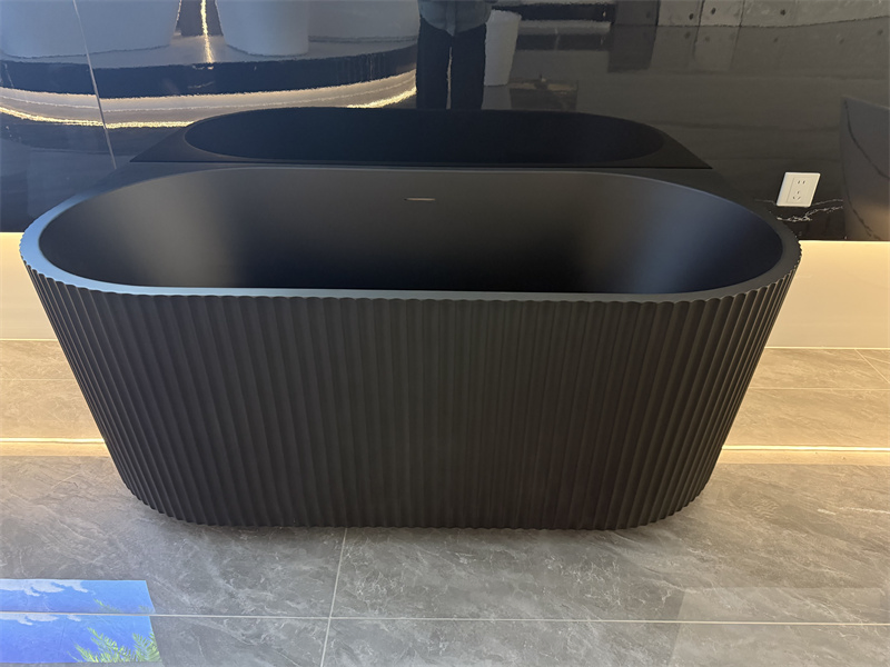 Black Acrylic Bathtub Freestanding Desing