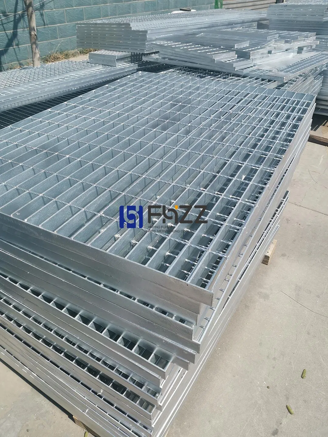 Hot Dipped Galvanized Steel Gratings with Densified Mesh Overlay for Drain Covers