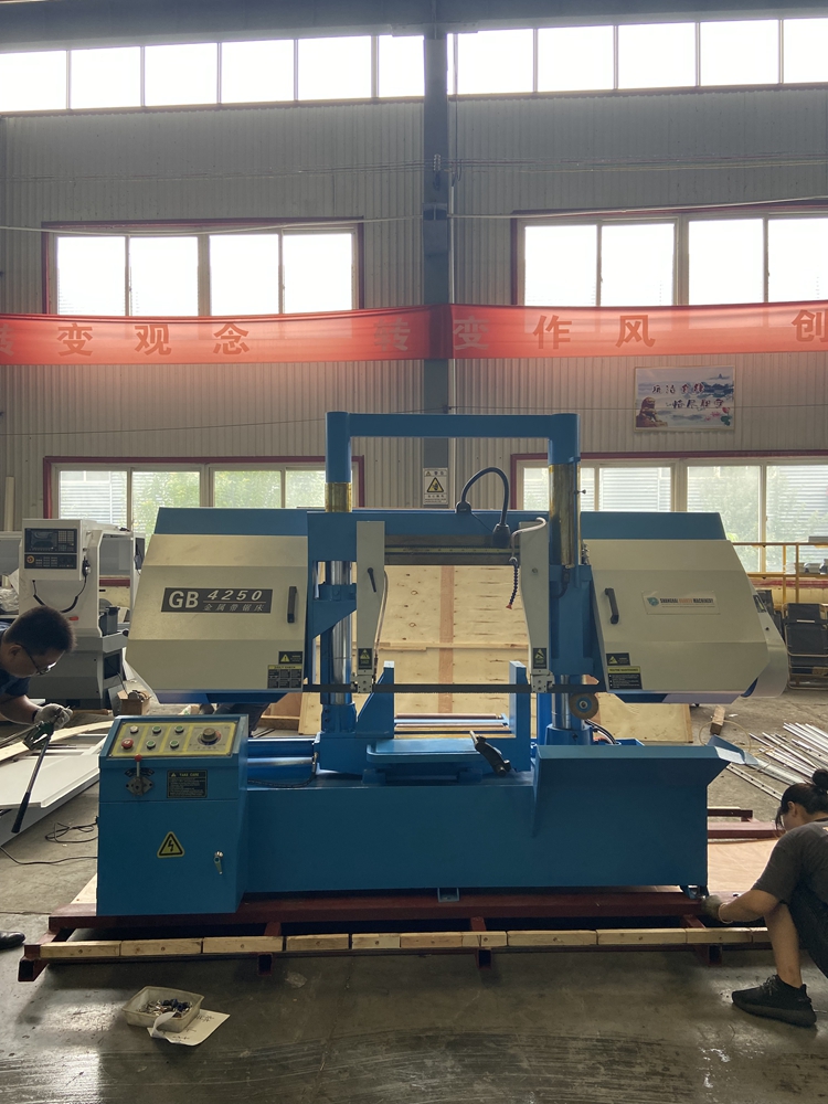 Станок ленточнопильный двухстоечный по металлу