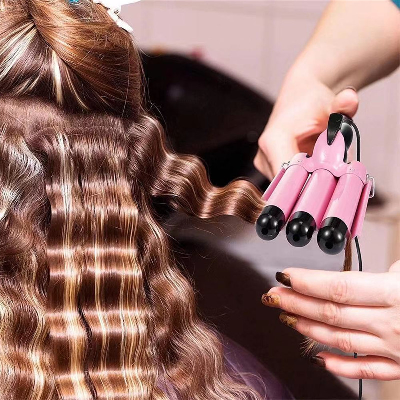 3 Barrel Curling Iron Hair Crimper: Dual Voltage Adjustable Temperature Three Barrels Hair Waver