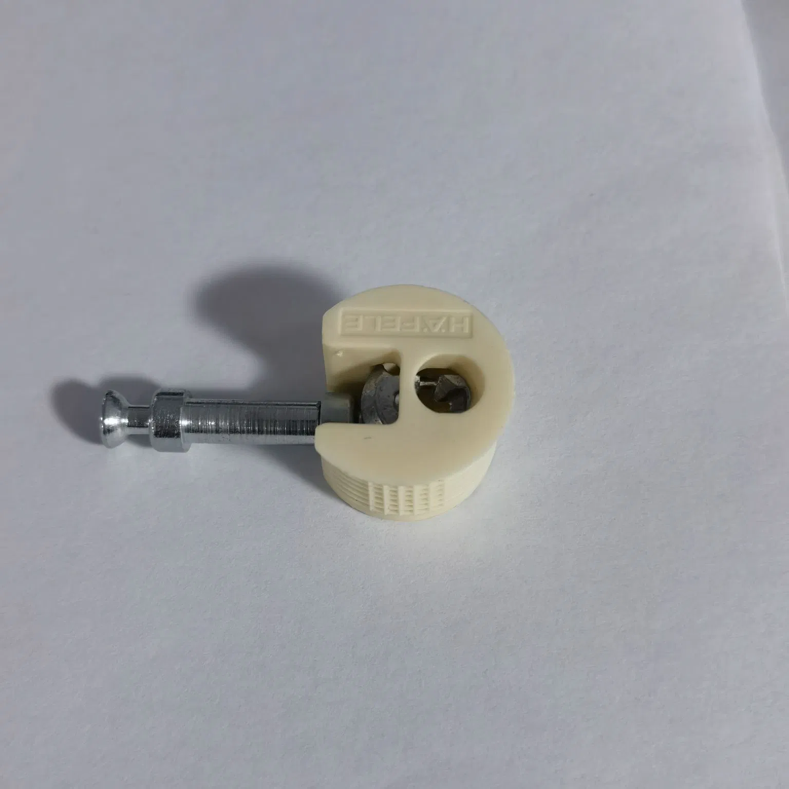 Wholesale Strong Holdfurniture Fittings Screws Nuts Rafix 20 Connector Housing for Cabinet