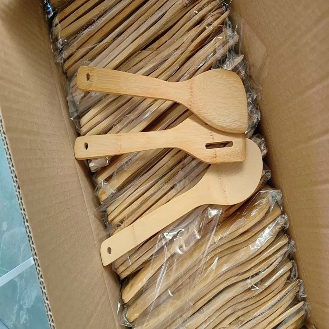 Solid Spatulasingle Hole Spatulatwo or Three-Slotted Spatulathree-Slotted Spoon