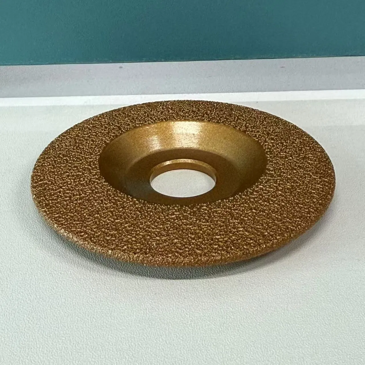 Алмазный шлифовальный круг чашечный для камня и чугуна