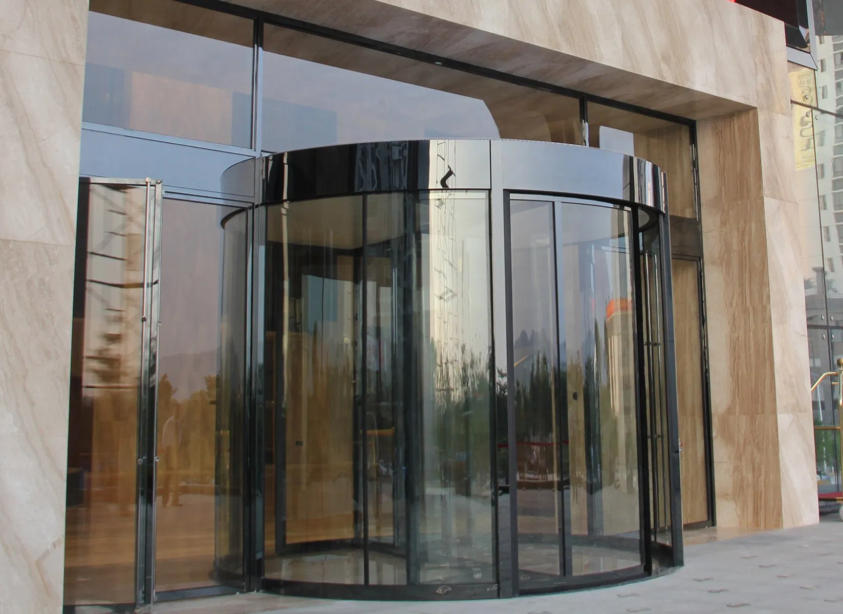 Automatic Aluminum Glass Revolving Door System