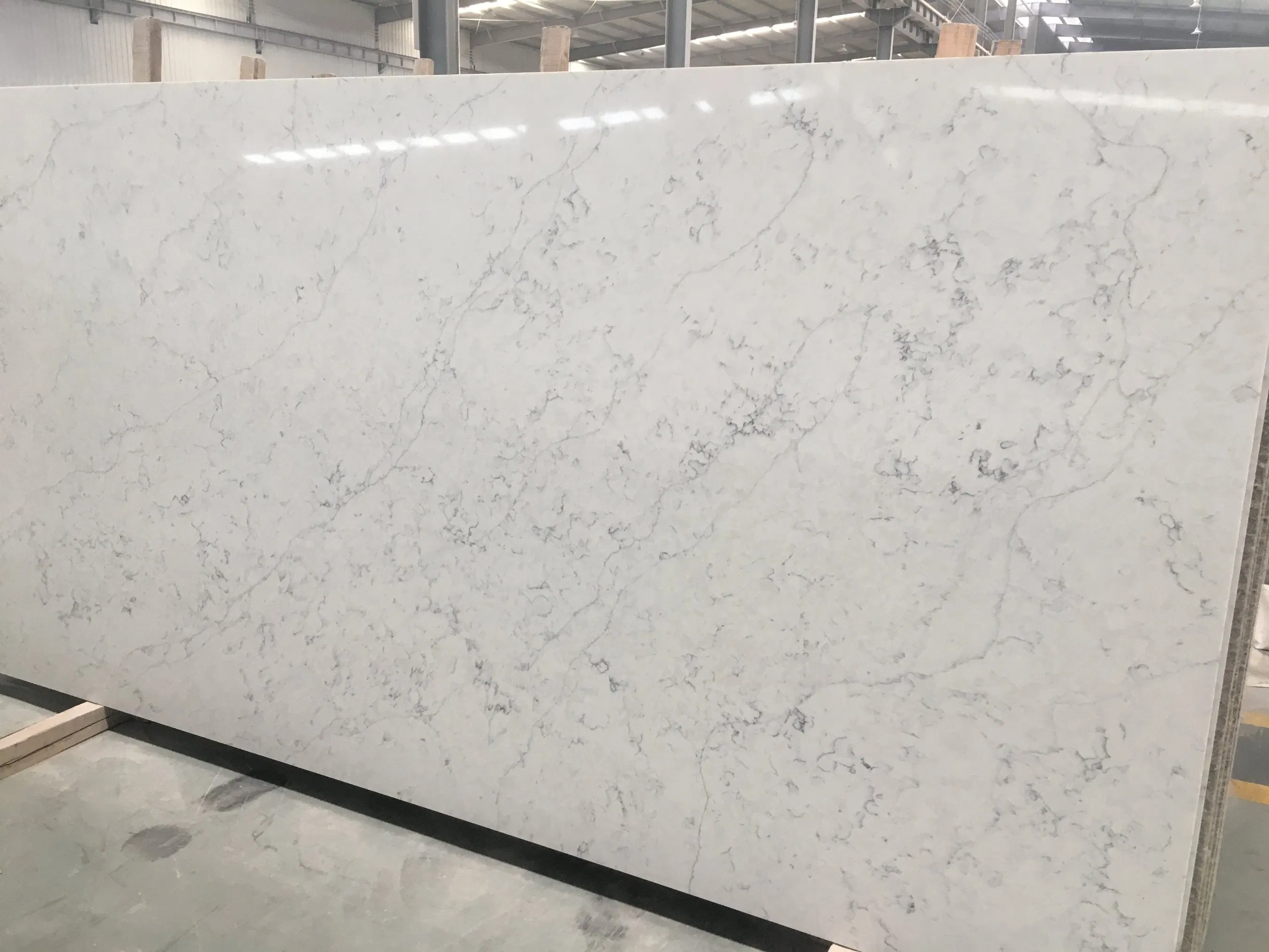 Calacatta Artificial Quartz Stone Polished Slab for Countertop Vanity Top
