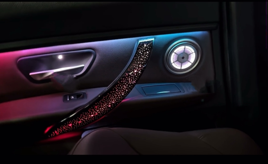 Универсальная светодиодная подсветка для салона автомобиля